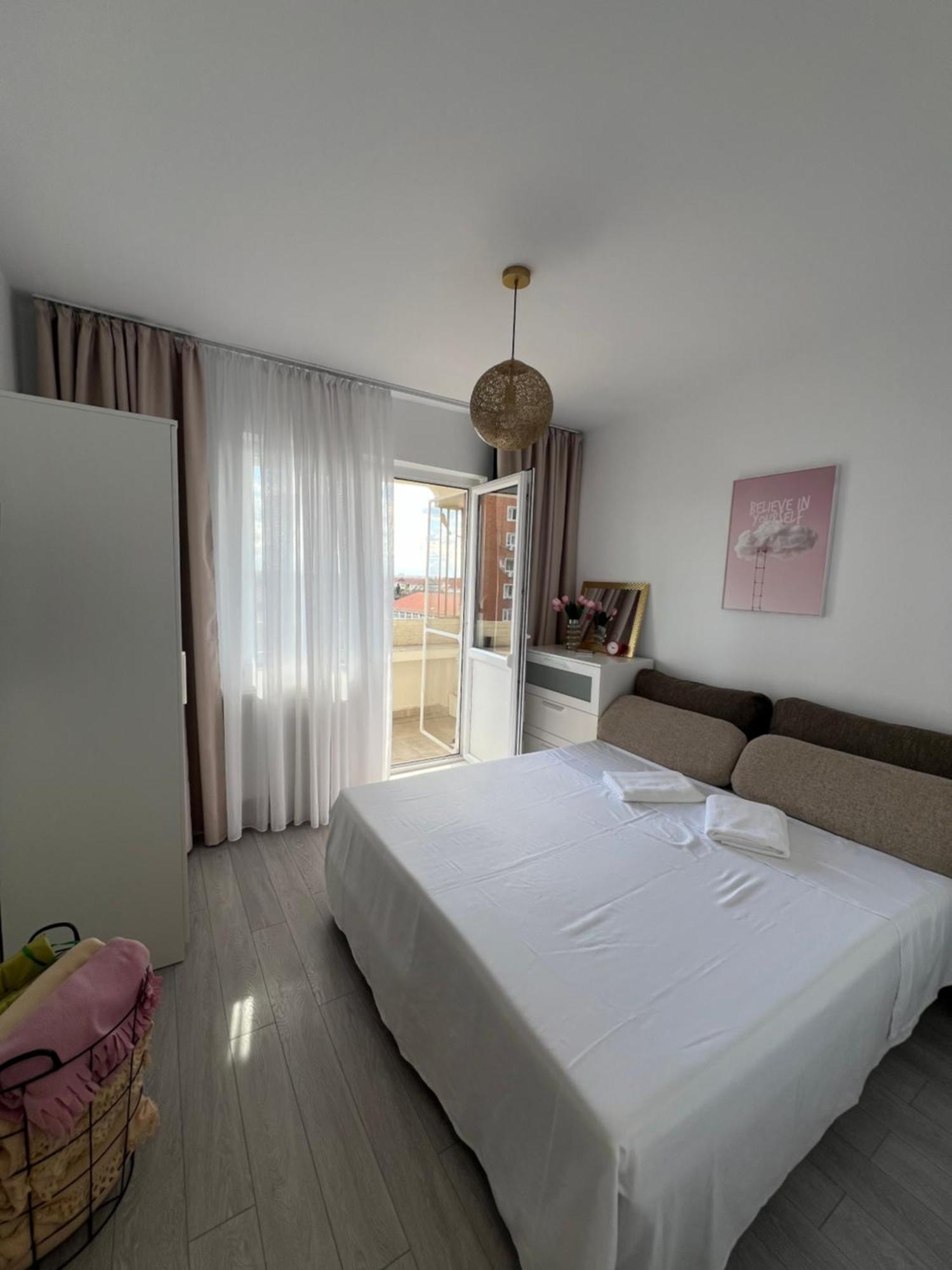 Oxana Apartments - 3 Camere - Timisoara Esterno foto
